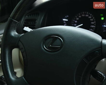 Черный Лексус ЛХ, объемом двигателя 4.66 л и пробегом 258 тыс. км за 16500 $, фото 25 на Automoto.ua
