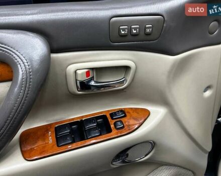 Чорний Лексус ЛХ, об'ємом двигуна 4.66 л та пробігом 238 тис. км за 17500 $, фото 28 на Automoto.ua