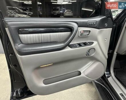 Черный Лексус ЛХ, объемом двигателя 4.66 л и пробегом 211 тыс. км за 19800 $, фото 15 на Automoto.ua