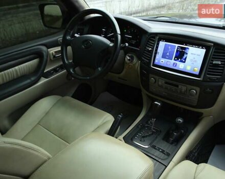 Черный Лексус ЛХ, объемом двигателя 4.66 л и пробегом 258 тыс. км за 16500 $, фото 22 на Automoto.ua