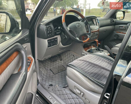 Черный Лексус ЛХ, объемом двигателя 4.66 л и пробегом 283 тыс. км за 14999 $, фото 12 на Automoto.ua