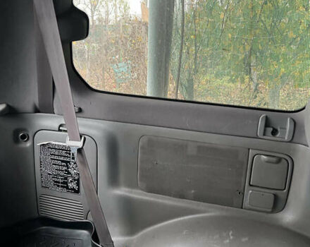 Чорний Лексус ЛХ, об'ємом двигуна 4.7 л та пробігом 270 тис. км за 14800 $, фото 4 на Automoto.ua