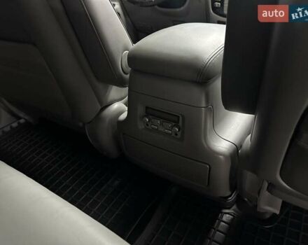 Черный Лексус ЛХ, объемом двигателя 4.66 л и пробегом 211 тыс. км за 19800 $, фото 24 на Automoto.ua