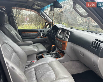 Чорний Лексус ЛХ, об'ємом двигуна 4.67 л та пробігом 319 тис. км за 19200 $, фото 8 на Automoto.ua