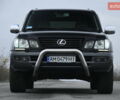 Черный Лексус ЛХ, объемом двигателя 4.66 л и пробегом 258 тыс. км за 16500 $, фото 4 на Automoto.ua
