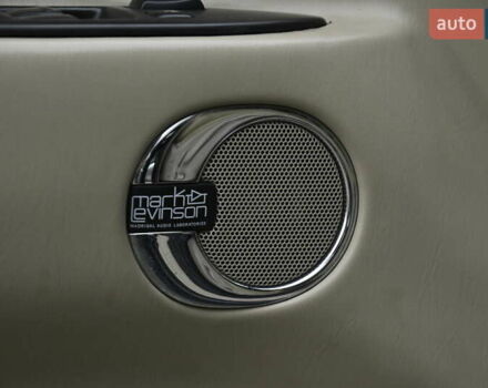 Черный Лексус ЛХ, объемом двигателя 4.66 л и пробегом 258 тыс. км за 16500 $, фото 18 на Automoto.ua