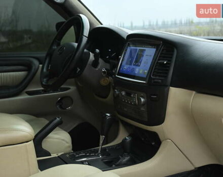 Черный Лексус ЛХ, объемом двигателя 4.66 л и пробегом 258 тыс. км за 16500 $, фото 28 на Automoto.ua