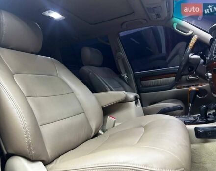 Чорний Лексус ЛХ, об'ємом двигуна 4.66 л та пробігом 238 тис. км за 17500 $, фото 10 на Automoto.ua