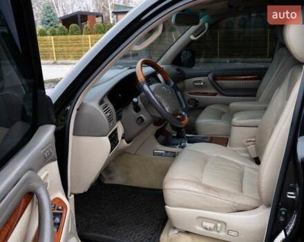 Чорний Лексус ЛХ, об'ємом двигуна 4.66 л та пробігом 216 тис. км за 17500 $, фото 19 на Automoto.ua