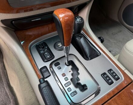 Лексус ЛХ 2007 в Киеве на Automoto.ua Черный Лексус ЛХ, объемом двигателя 4.7 л и пробегом 216 тыс. км за 17999 $, фото 17 на Automoto.ua