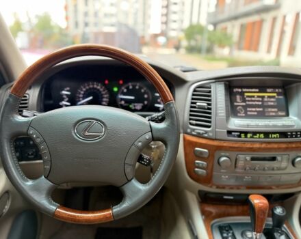 Лексус ЛХ 2007 в Киеве на Automoto.ua Черный Лексус ЛХ, объемом двигателя 4.7 л и пробегом 216 тыс. км за 17999 $, фото 15 на Automoto.ua