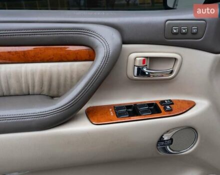 Чорний Лексус ЛХ, об'ємом двигуна 4.66 л та пробігом 216 тис. км за 17500 $, фото 20 на Automoto.ua