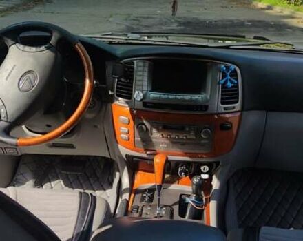 Черный Лексус ЛХ, объемом двигателя 4.66 л и пробегом 282 тыс. км за 17900 $, фото 20 на Automoto.ua