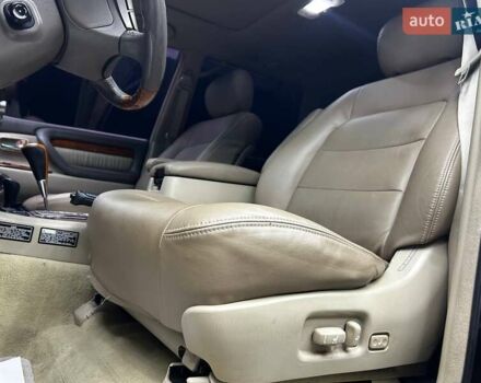 Чорний Лексус ЛХ, об'ємом двигуна 4.66 л та пробігом 238 тис. км за 17500 $, фото 24 на Automoto.ua