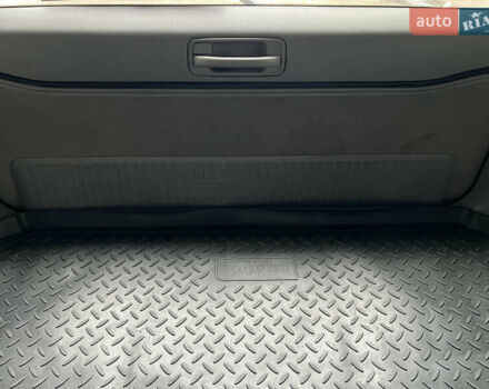 Чорний Лексус ЛХ, об'ємом двигуна 4.7 л та пробігом 270 тис. км за 14800 $, фото 3 на Automoto.ua