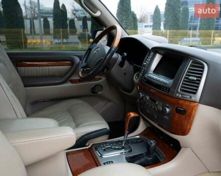 Чорний Лексус ЛХ, об'ємом двигуна 4.66 л та пробігом 216 тис. км за 17500 $, фото 12 на Automoto.ua