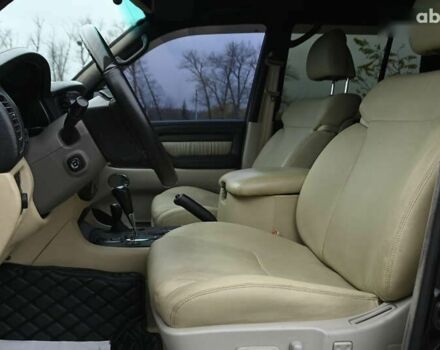 Чорний Лексус ЛХ, об'ємом двигуна 4.7 л та пробігом 258 тис. км за 16500 $, фото 19 на Automoto.ua