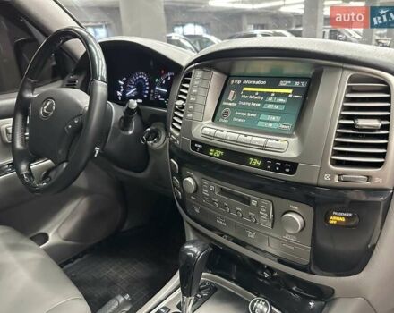 Черный Лексус ЛХ, объемом двигателя 4.66 л и пробегом 211 тыс. км за 19800 $, фото 31 на Automoto.ua