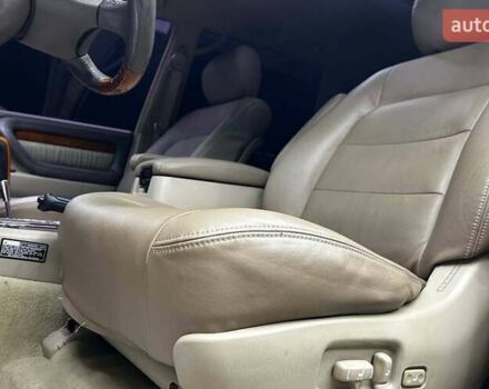 Чорний Лексус ЛХ, об'ємом двигуна 4.66 л та пробігом 238 тис. км за 17500 $, фото 8 на Automoto.ua