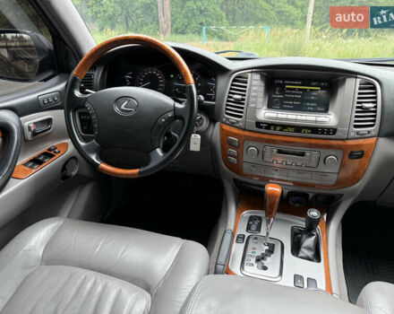 Чорний Лексус ЛХ, об'ємом двигуна 4.66 л та пробігом 240 тис. км за 16000 $, фото 7 на Automoto.ua
