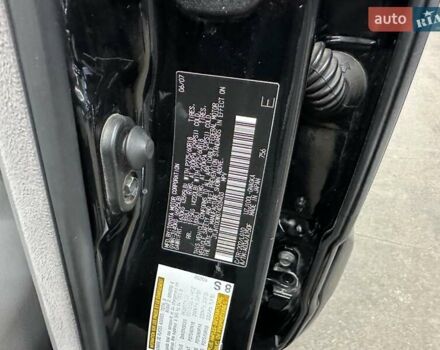 Черный Лексус ЛХ, объемом двигателя 4.66 л и пробегом 211 тыс. км за 19800 $, фото 40 на Automoto.ua