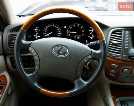 Чорний Лексус ЛХ, об'ємом двигуна 4.66 л та пробігом 216 тис. км за 17500 $, фото 18 на Automoto.ua