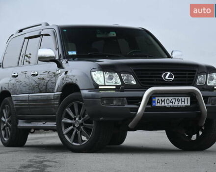 Черный Лексус ЛХ, объемом двигателя 4.66 л и пробегом 258 тыс. км за 16500 $, фото 1 на Automoto.ua