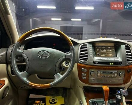 Чорний Лексус ЛХ, об'ємом двигуна 4.66 л та пробігом 238 тис. км за 17500 $, фото 9 на Automoto.ua