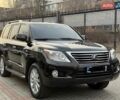 Черный Лексус ЛХ, объемом двигателя 5.7 л и пробегом 260 тыс. км за 19200 $, фото 1 на Automoto.ua