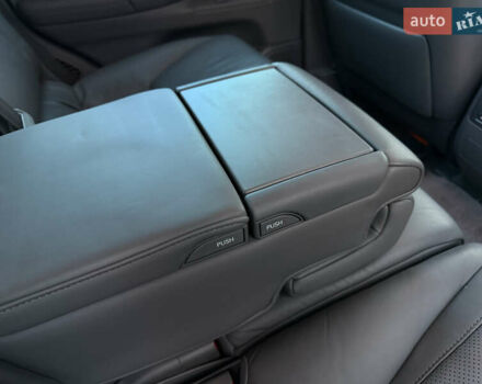 Черный Лексус ЛХ, объемом двигателя 5.69 л и пробегом 160 тыс. км за 26990 $, фото 22 на Automoto.ua