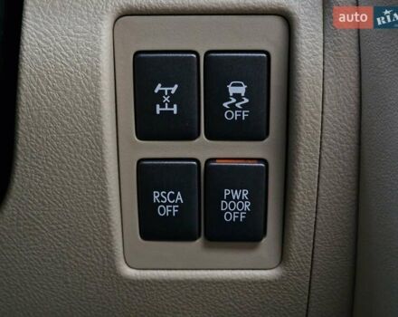 Черный Лексус ЛХ, объемом двигателя 5.66 л и пробегом 462 тыс. км за 21990 $, фото 55 на Automoto.ua