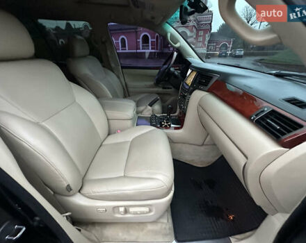 Чорний Лексус ЛХ, об'ємом двигуна 5.66 л та пробігом 262 тис. км за 18999 $, фото 26 на Automoto.ua
