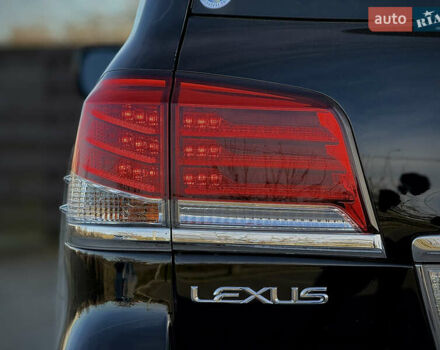 Черный Лексус ЛХ, объемом двигателя 5.7 л и пробегом 252 тыс. км за 25999 $, фото 27 на Automoto.ua
