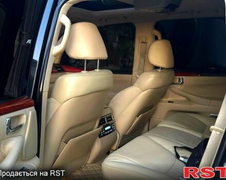 Черный Лексус ЛХ, объемом двигателя 5.7 л и пробегом 242 тыс. км за 20500 $, фото 7 на Automoto.ua