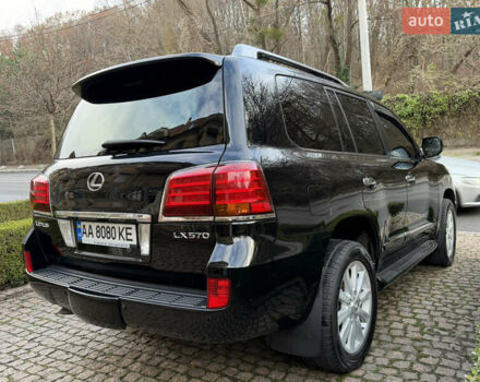 Черный Лексус ЛХ, объемом двигателя 5.66 л и пробегом 300 тыс. км за 23200 $, фото 6 на Automoto.ua