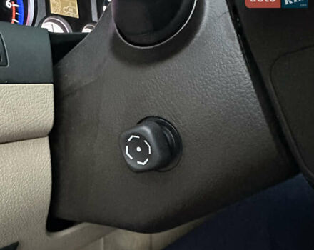 Черный Лексус ЛХ, объемом двигателя 5.66 л и пробегом 263 тыс. км за 19999 $, фото 45 на Automoto.ua