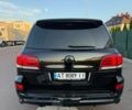 Черный Лексус ЛХ, объемом двигателя 5.7 л и пробегом 250 тыс. км за 27000 $, фото 2 на Automoto.ua
