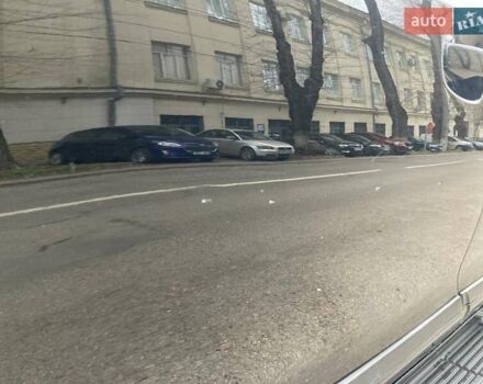 Чорний Лексус ЛХ, об'ємом двигуна 5.66 л та пробігом 251 тис. км за 18000 $, фото 4 на Automoto.ua