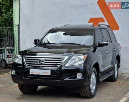 Черный Лексус ЛХ, объемом двигателя 5.66 л и пробегом 462 тыс. км за 21990 $, фото 3 на Automoto.ua