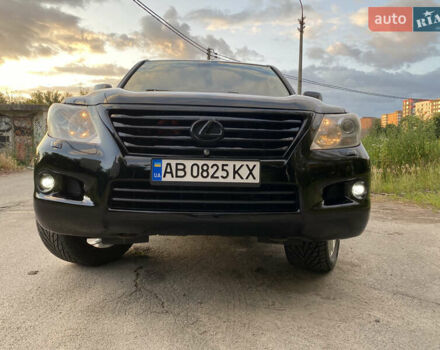 Черный Лексус ЛХ, объемом двигателя 5.7 л и пробегом 407 тыс. км за 20450 $, фото 1 на Automoto.ua