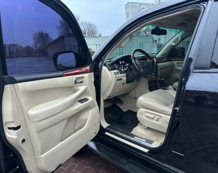 Чорний Лексус ЛХ, об'ємом двигуна 5.7 л та пробігом 262 тис. км за 19999 $, фото 9 на Automoto.ua