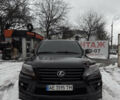 Черный Лексус ЛХ, объемом двигателя 5.66 л и пробегом 350 тыс. км за 21000 $, фото 2 на Automoto.ua