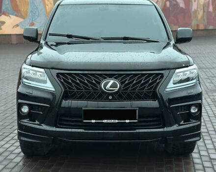 Черный Лексус ЛХ, объемом двигателя 5.66 л и пробегом 263 тыс. км за 19999 $, фото 3 на Automoto.ua