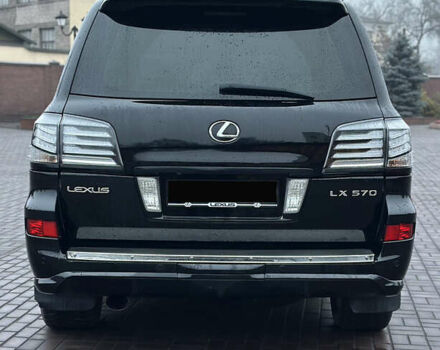 Черный Лексус ЛХ, объемом двигателя 5.66 л и пробегом 263 тыс. км за 19999 $, фото 8 на Automoto.ua