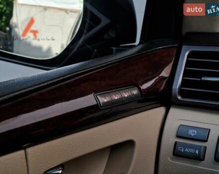 Черный Лексус ЛХ, объемом двигателя 5.66 л и пробегом 462 тыс. км за 21990 $, фото 52 на Automoto.ua