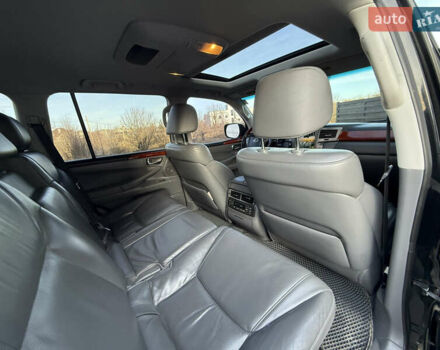 Черный Лексус ЛХ, объемом двигателя 5.7 л и пробегом 252 тыс. км за 25999 $, фото 49 на Automoto.ua