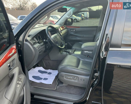 Черный Лексус ЛХ, объемом двигателя 5.7 л и пробегом 110 тыс. км за 33600 $, фото 10 на Automoto.ua