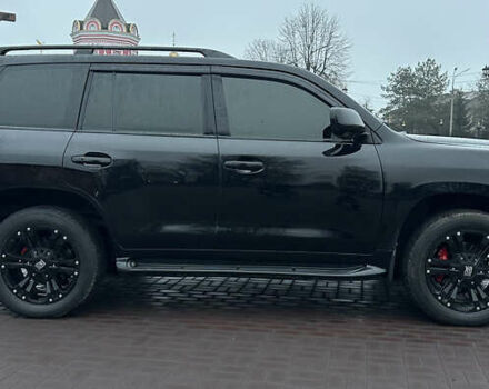 Черный Лексус ЛХ, объемом двигателя 5.66 л и пробегом 263 тыс. км за 19999 $, фото 6 на Automoto.ua