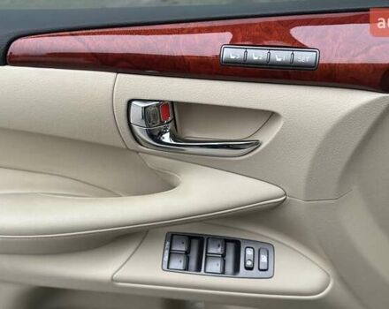 Чорний Лексус ЛХ, об'ємом двигуна 5.66 л та пробігом 74 тис. км за 39400 $, фото 32 на Automoto.ua