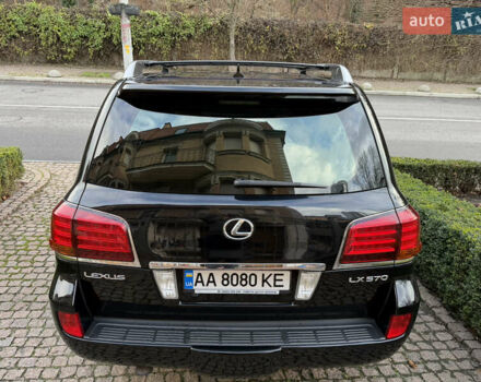 Черный Лексус ЛХ, объемом двигателя 5.66 л и пробегом 300 тыс. км за 23200 $, фото 5 на Automoto.ua